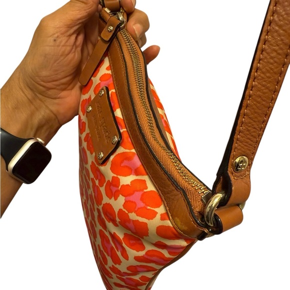 Kate Spade Thomas Into The Wild Swing/ Crossbody Bag. In good condition - Picture 5 of 8
